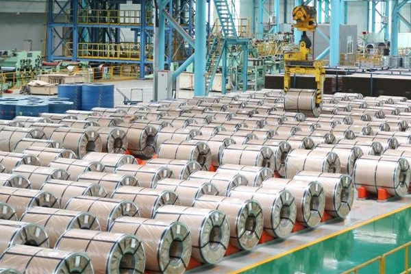 Cívka válcovaná za tepla: Kompletní produktový řetězec od desky po průmyslový „univerzální základní materiál“